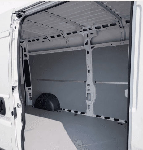 Fiat Ducato L3H2 Laderaum mit Stehhöhe